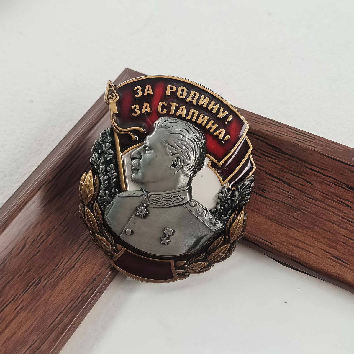 1 adet Rusya CCCP Madalyası, A - Collectible Vintage Brooches incelemesi ve fiyatı